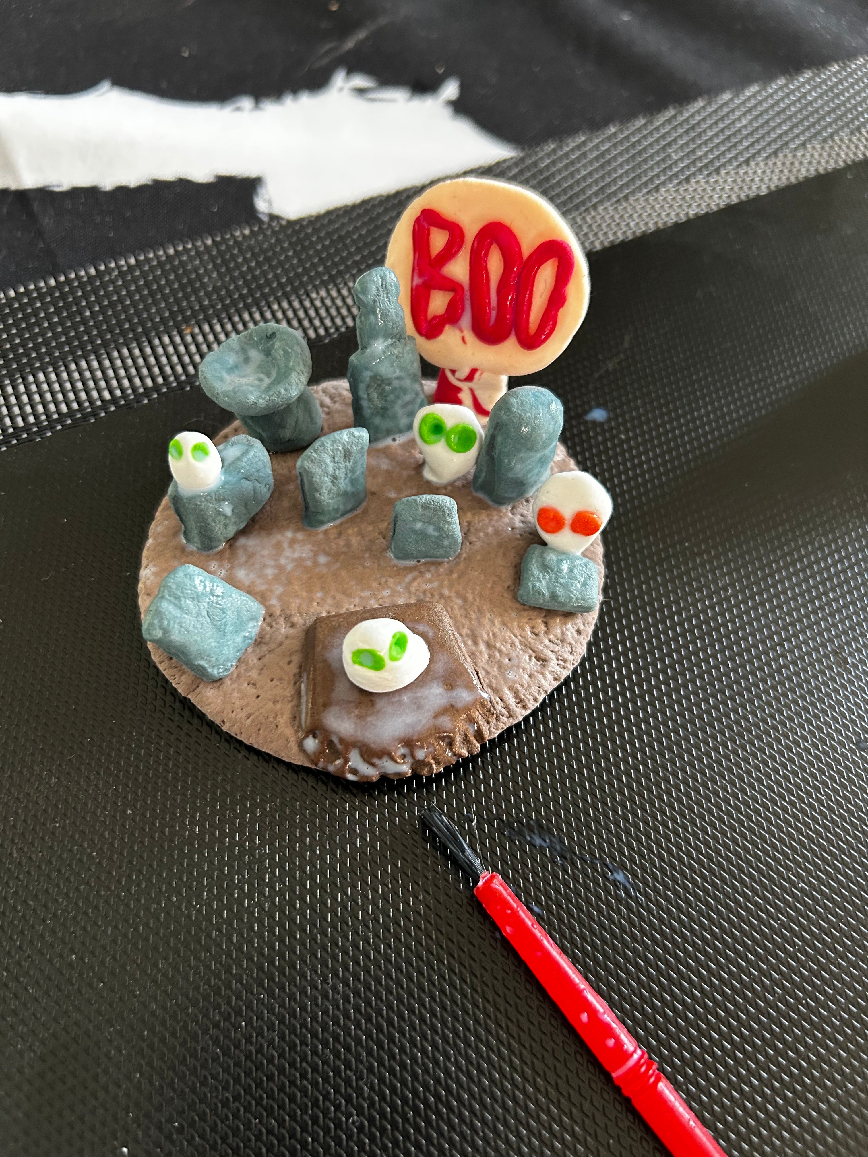 Halloween Spooky Cemetery (Natural or Glazed)