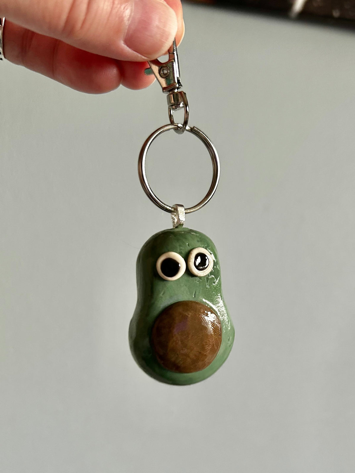 Fruity Friends Keychains: Archie Avocado